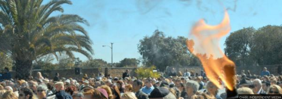 Members of the Jewish community gather at the Pinelands cemetery in Cape Town to commemorate the Holocaust and the lives lost. A battle is raging over a ban on Jewish women singing at the ceremony. File picture: Sophia Stander