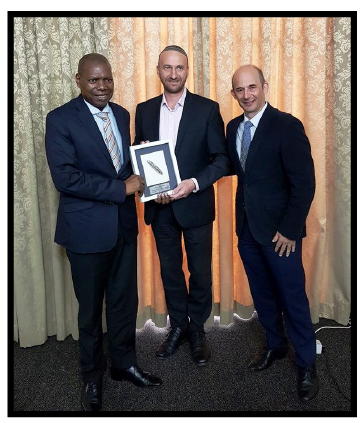 Presentation to Minister Dr Zweli Mkhize in recognition of 6 his support for the Jewish community, Durban, 12 March 2019: Dr Mkhize, Shaun Zagnoev, Jeremy Droyman (KZN Council President).